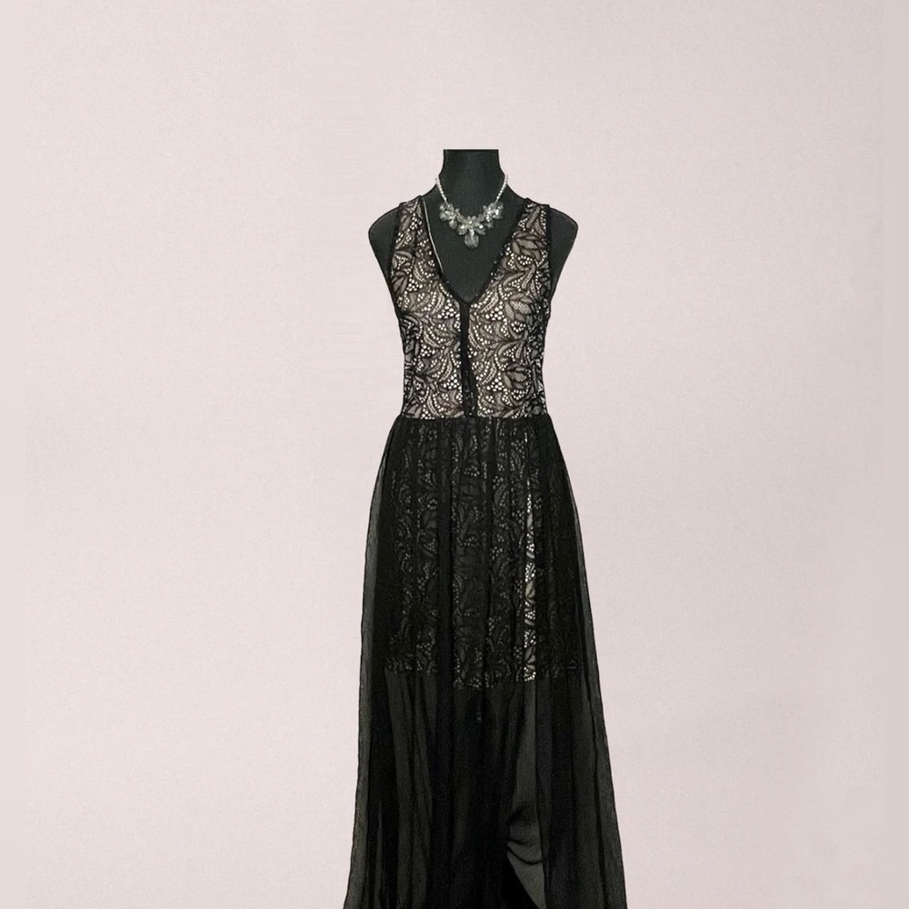 Dynamite Black Sheer Lace Backless Dress - Picture 2 of 9